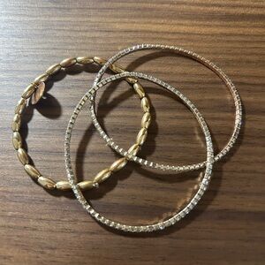 Francesca’s bracelet set